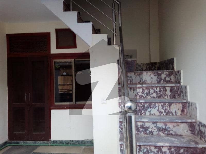 Royal Ave 4 Bed Double Storey 6 Marla House For Rent
