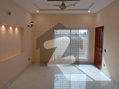 8 Marla Brand New House For Rent In J Block