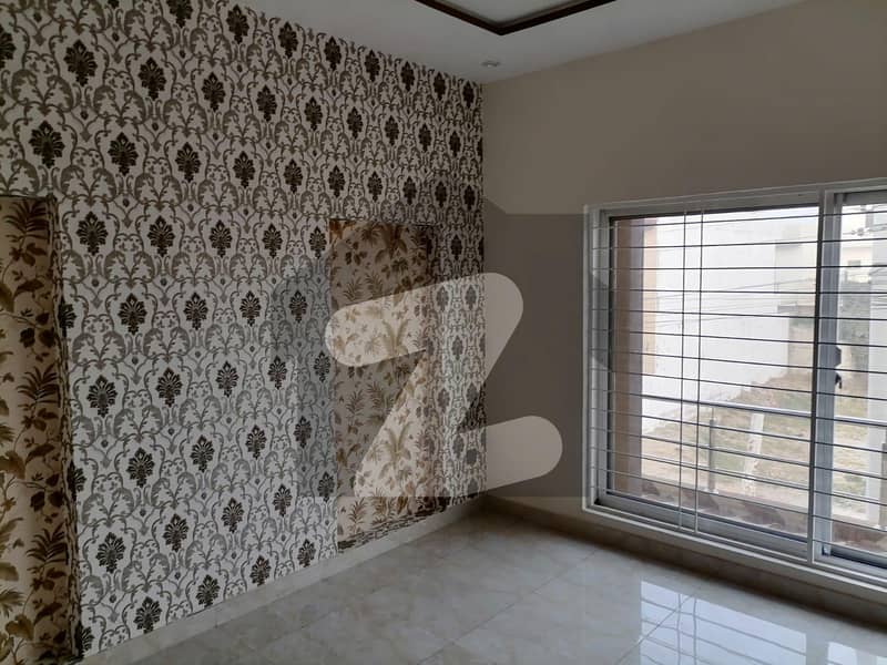 Central Park Housing Scheme House Sized 5 Marla Central Park Housing