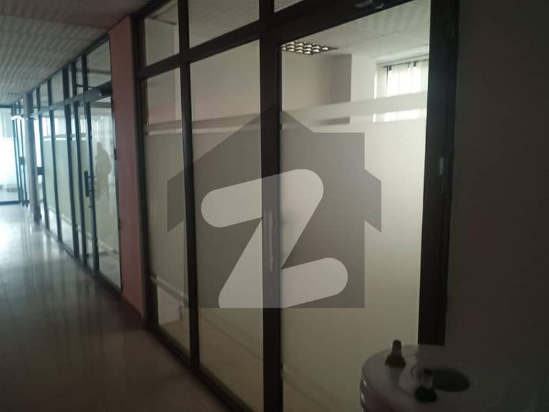 2500 Square Feet Office In E-11 For rent