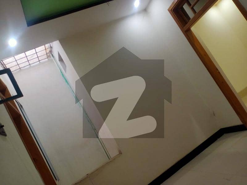 ارباب سبز علی خان ٹاؤن ورسک روڈ پشاور میں 2 کمروں کا 4 مرلہ بالائی پورشن 18 ہزار میں کرایہ پر دستیاب ہے۔