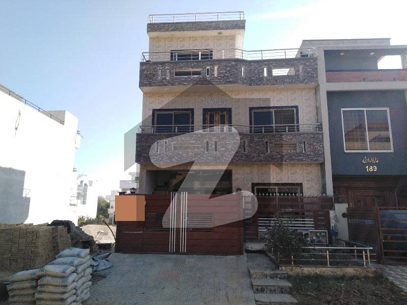 4 Marla Ground Portion Available For Rent 4 Marla Ground Portion Available For Rent