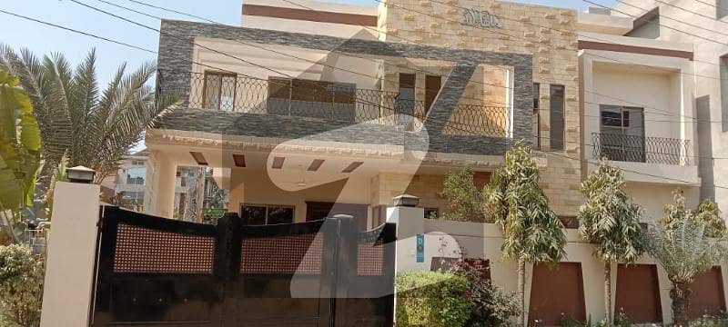 پاک عرب ہاؤسنگ سوسائٹی فیز 1 پاک عرب ہاؤسنگ سوسائٹی لاہور میں 6 کمروں کا 11 مرلہ مکان 3.4 کروڑ میں برائے فروخت۔