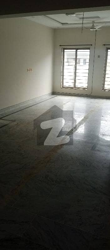 ground portion for rent in D12-1