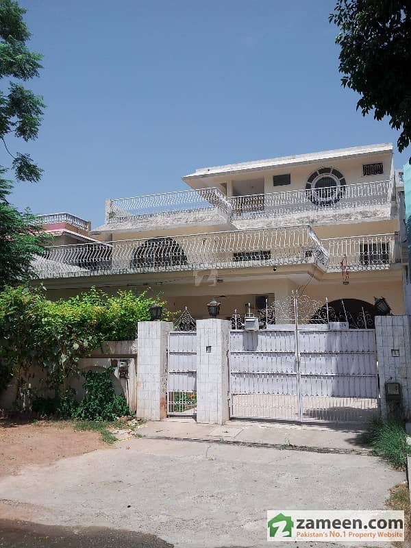 House In G-10/4 Islamabad For Sale On Low Price