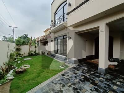 1 Kanal Brand New House For Sale Phase 4
