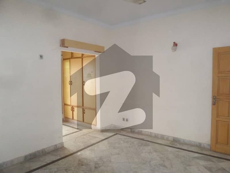 6 Marla House Available In Gulberg Town For sale