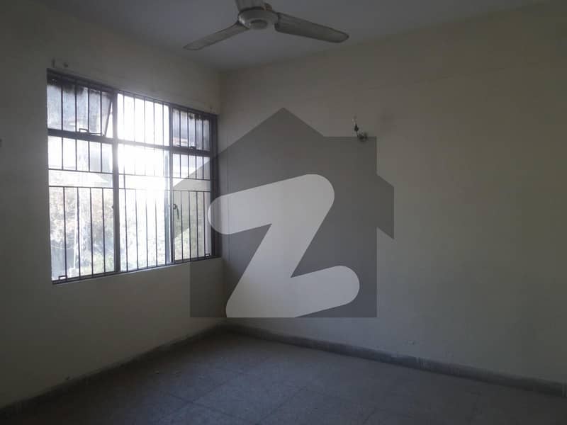 In Gulberg Town 6 Marla House For sale