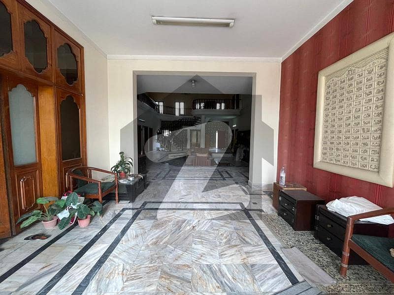 4 Kanal Furnished Lower Portion Available For Rent