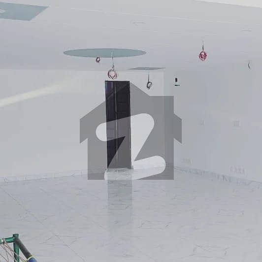 8 Marla Commercial Floor Available For Rent In Dha Phase-4
