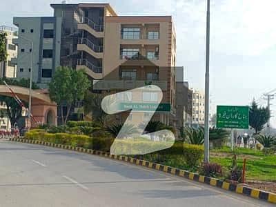 جناح گارڈنز ایف ای سی ایچ ایس اسلام آباد میں 1 مرلہ دکان 68 لاکھ میں برائے فروخت۔