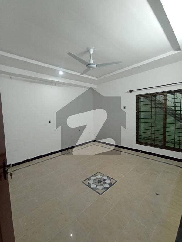 3rd Floor Flat For Rent