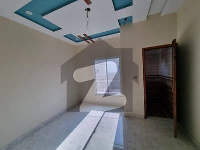 2.5 Marla Brand New Fully Furnished House In Nishtar Colony