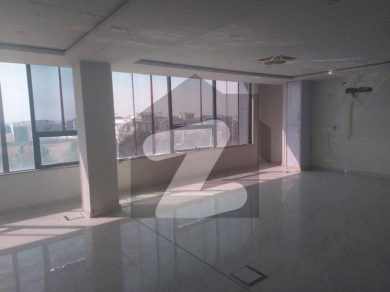 گلبرگ گرینز گلبرگ,اسلام آباد میں 11 کمروں کا 2 کنال عمارت 16.0 لاکھ میں کرایہ پر دستیاب ہے۔