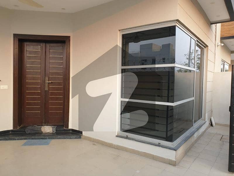 5 MARLA LIKE BRAND NEW HOUSE IN DHA 9 TOWN IDEAL LOCATION NEAR MARKET