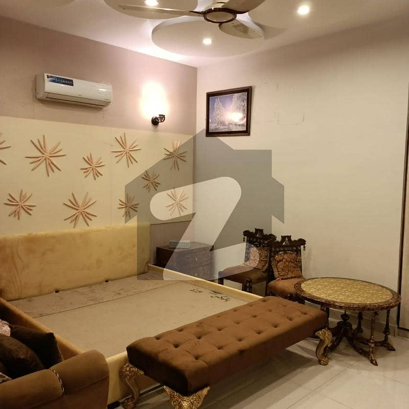 بینکرز ٹاؤن لاہور میں 4 کمروں کا 10 مرلہ مکان 3.6 کروڑ میں برائے فروخت۔