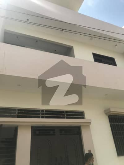 120 sq yards First floor Flat For Rent