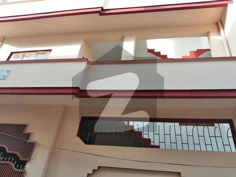 فیصل آباد روڈ شیخوپورہ میں 5 کمروں کا 6 مرلہ مکان 1.1 کروڑ میں برائے فروخت۔