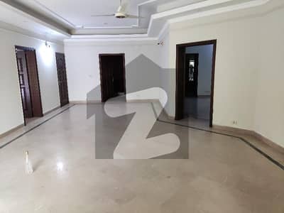 4 Kanal House For Rent