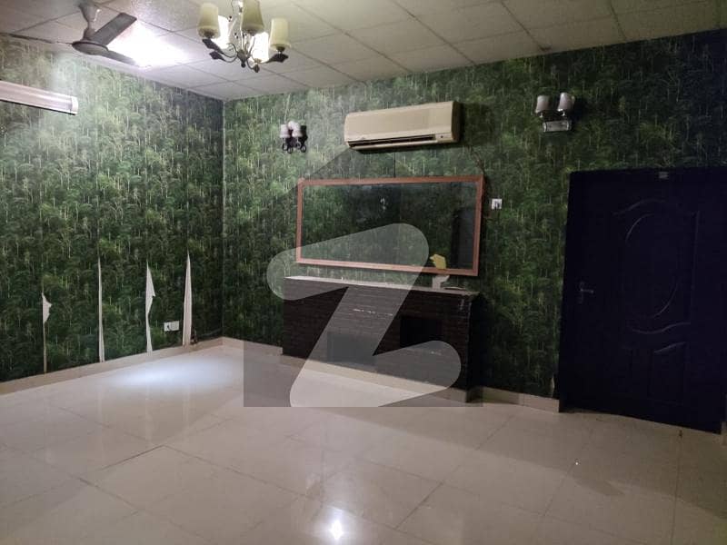 1.5 Kanal Single Storey House For Rent Model Town, Lahore ID41766988