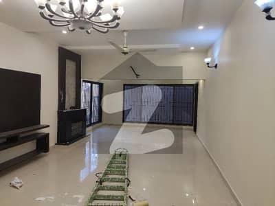 1.5 Kanal Beautiful House For Rent