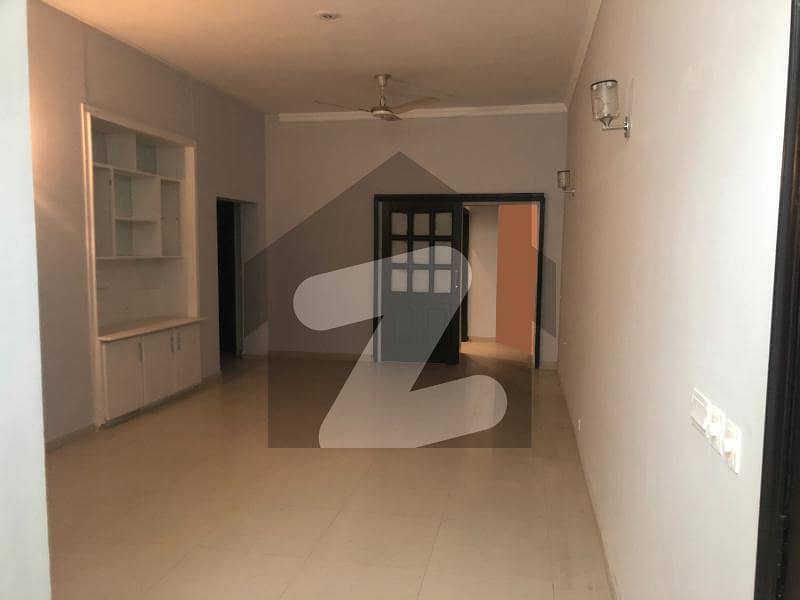 01 Kanal Beautiful Lower Portion with 03 Luxury Bedrooms Available for Rent | DHA Phase 2
