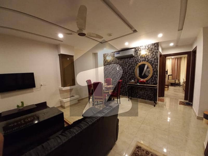 ڈی ایچ اے فیز 8 ڈیفنس (ڈی ایچ اے) لاہور میں 2 کمروں کا 5 مرلہ فلیٹ 1.7 کروڑ میں برائے فروخت۔