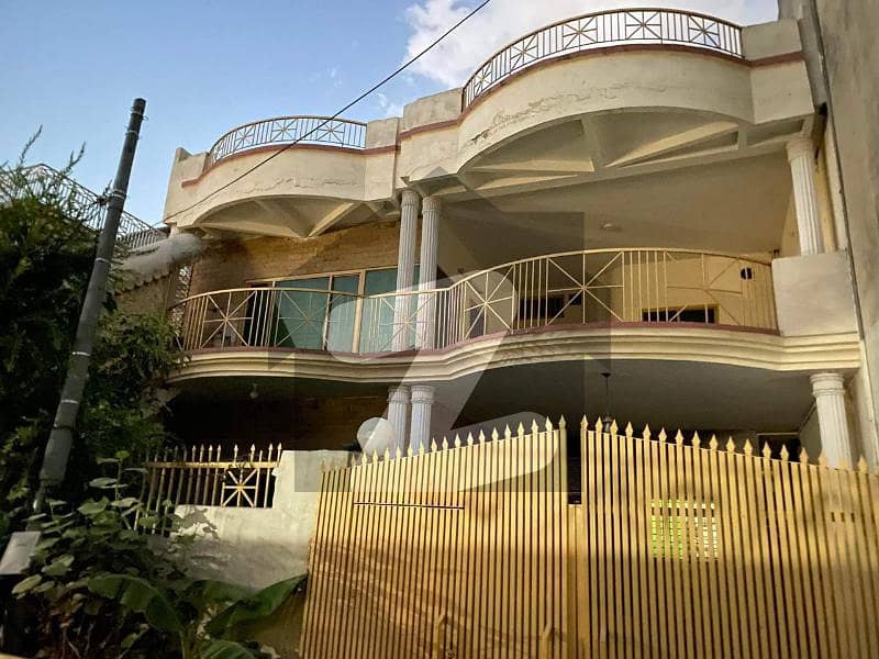 چوہدری جان کالونی راولپنڈی میں 4 کمروں کا 10 مرلہ مکان 3.25 کروڑ میں برائے فروخت۔