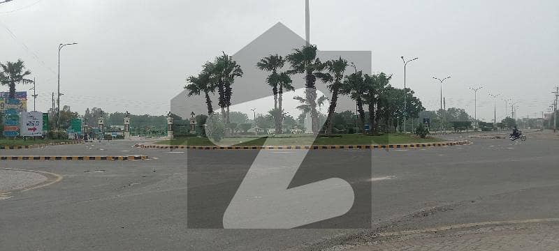 2 Kanal Plot 150fit Road Main Boulevard Sui Gas Phase 2 Block-b Available For Sale.