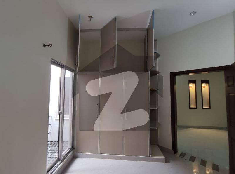 3 Marla Studio Apartmnt 2 Bed 2 Cupboard 1 Washroom For Bachlor Brand New