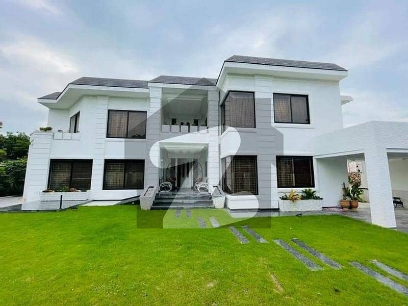 2 Kanal Semi Furnished Used Villa For Sale in DHA Phase 2