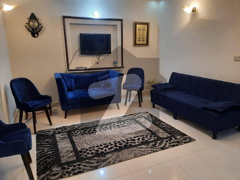 نارتھ ناظم آباد کراچی میں 3 کمروں کا 8 مرلہ بالائی پورشن 1.4 کروڑ میں برائے فروخت۔