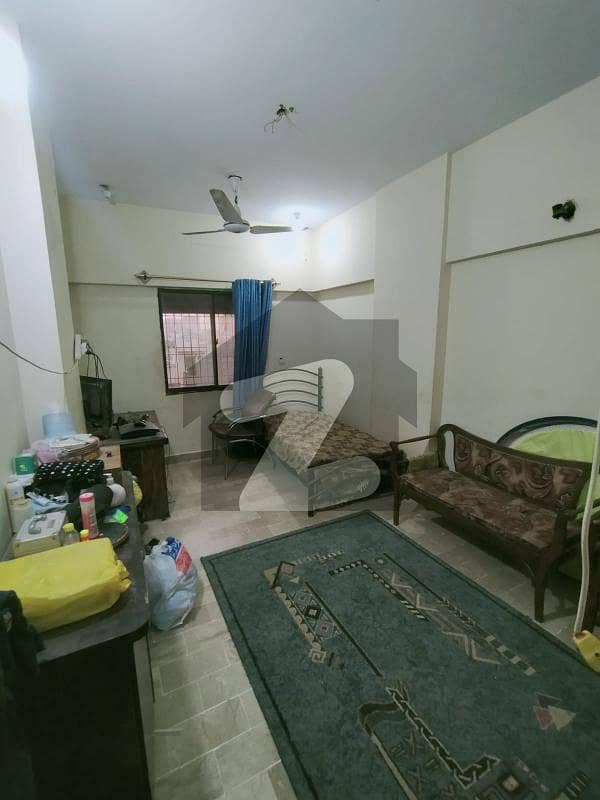 گلشنِ معمار - سیکٹر ایکس گلشنِ معمار گداپ ٹاؤن کراچی میں 2 کمروں کا 4 مرلہ فلیٹ 22 ہزار میں کرایہ پر دستیاب ہے۔