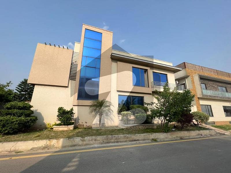 8 Marla Double Unit Tanveer Villas House For Sale In Faisal Town Islamabad.