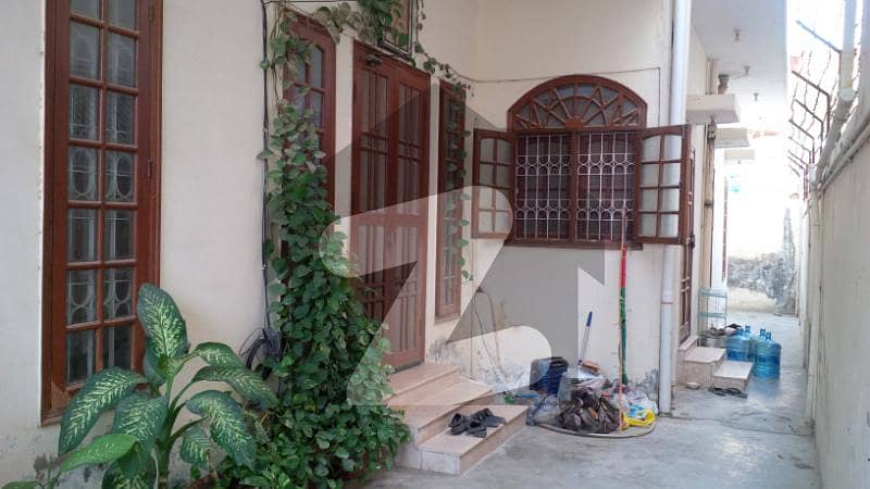 400 Sq/Yd Bungalow For Rent In Gulistan-e-Jauhar Block 7