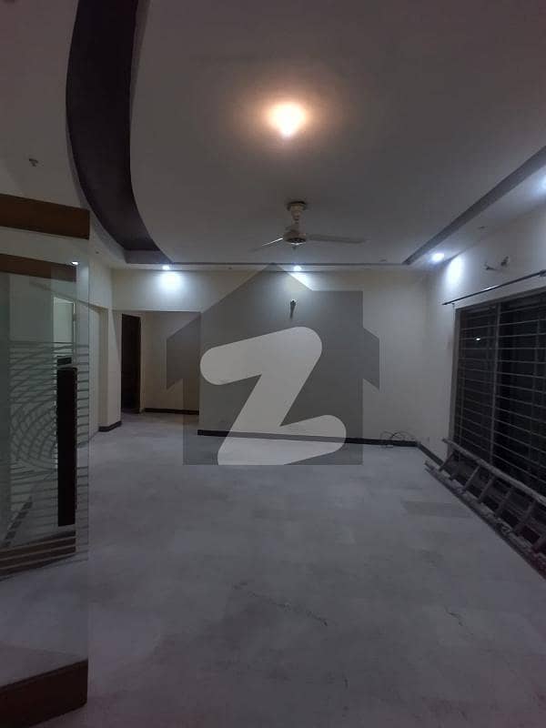 2250 Square Feet House Up For Rent In Punjab Coop Housing - Block E