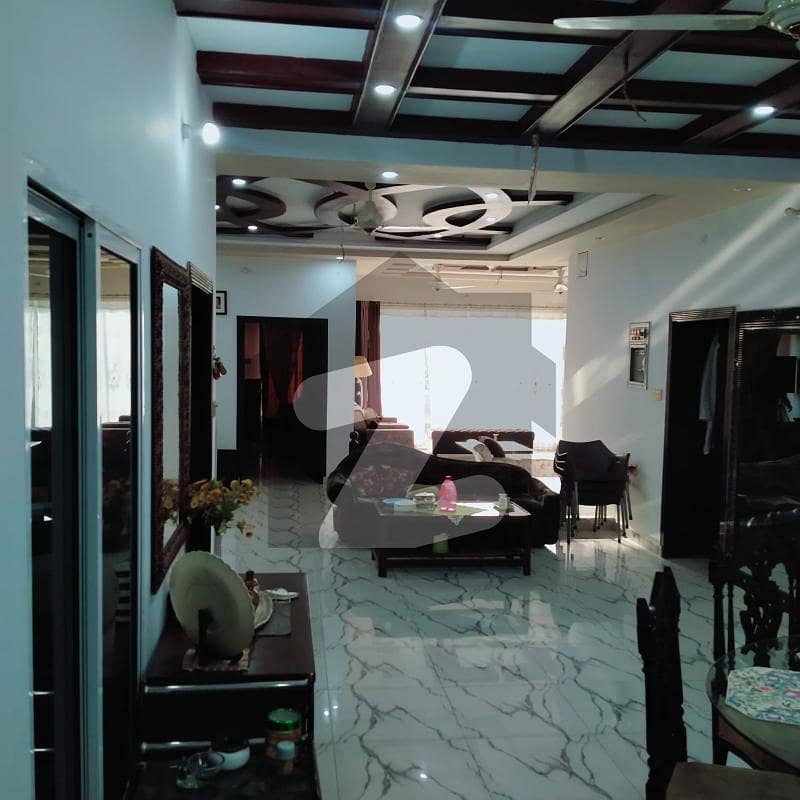 2475 Square Feet House For Grabs In Farid Town