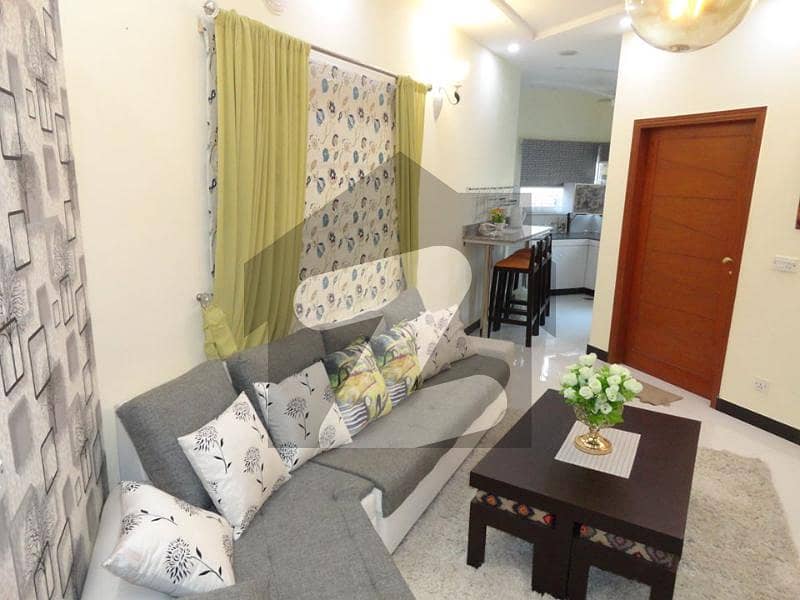 Beautiful One Bed Furnished Flat Facing Dha Phase 4