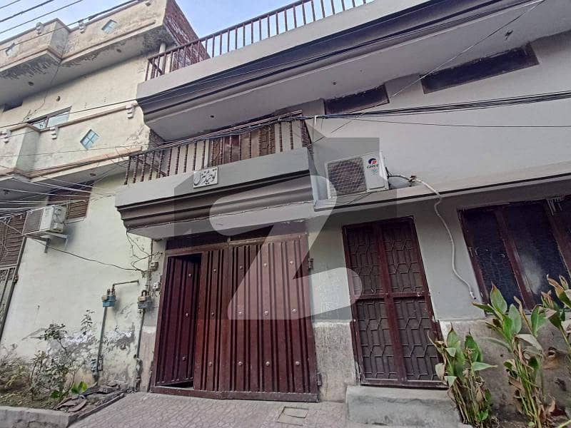 کینال بینک ہاؤسنگ سکیم لاہور میں 3 کمروں کا 6 مرلہ مکان 1.5 کروڑ میں برائے فروخت۔