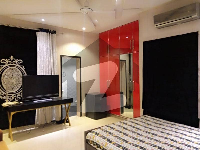 Vip Furnished Bed Room On Rent In Main Cantt