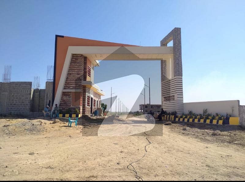 Main Road 400gz arisha society secter 6 A scheme 33 Arisha Society