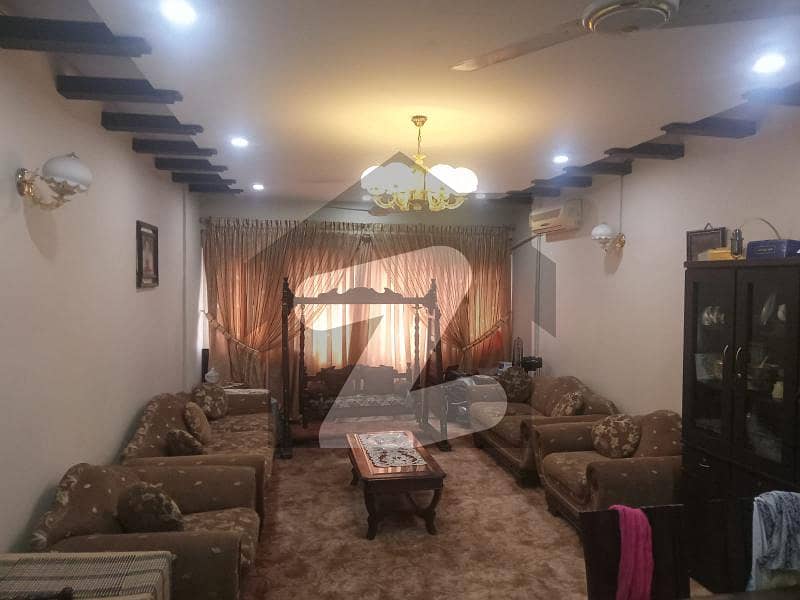 3 Bed DD Flat For Sale In Hassan Square Apartment GulshaneIqbal
