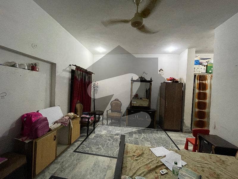 آرکیٹیکٹس انجنیئرز ہاؤسنگ سوسائٹی لاہور میں 3 کمروں کا 1 کنال مکان 3.5 کروڑ میں برائے فروخت۔