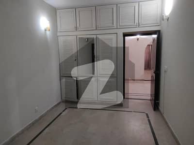 2 Bedrooms Apartment For Sale In Phase 5 Badar Commercial Defence