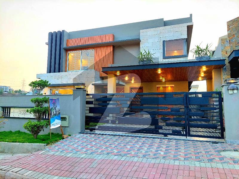 1 Kanal Beautiful House In Bahria Town