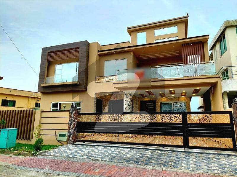 8 Bed Rooms Triple Storey House In Bahria Town