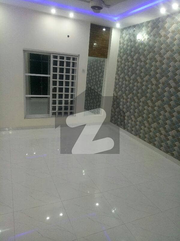 سبزہ زار سکیم ۔ بلاک این سبزہ زار سکیم لاہور میں 2 کمروں کا 10 مرلہ بالائی پورشن 42 ہزار میں کرایہ پر دستیاب ہے۔