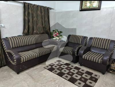 شاہ فیصل ٹاؤن - بلاک 5 شاہ فیصل ٹاؤن کراچی میں 3 کمروں کا 3 مرلہ مکان 1.7 کروڑ میں برائے فروخت۔