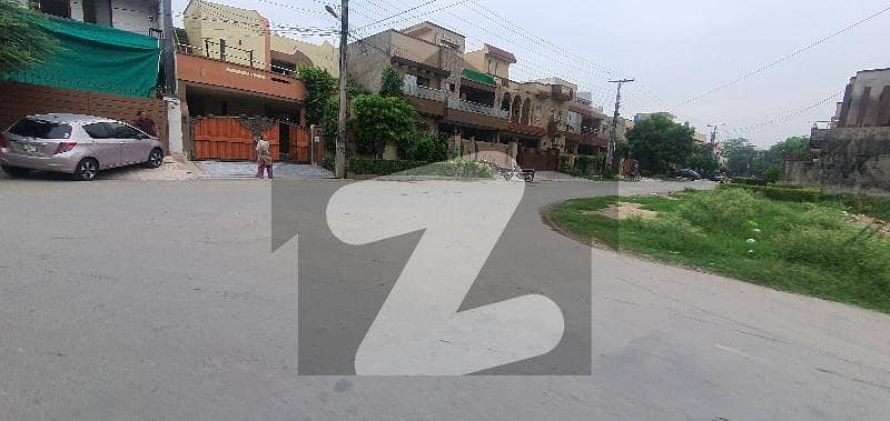 جوہر ٹاؤن فیز 2 - بلاک ایل جوہر ٹاؤن فیز 2 جوہر ٹاؤن لاہور میں 5 مرلہ رہائشی پلاٹ 1.35 کروڑ میں برائے فروخت۔