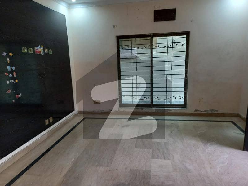 10 Marla Lower Portion For Rent In Wapda Town Lahore